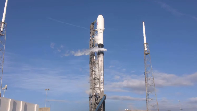 別のSpaceX StarLink衛星の発売は、オンラインゲーム革命に一歩近づくことができます