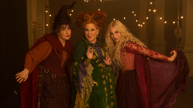 Disney PlusでのHocus Pocus 2リリース日時：いつ出てきますか？